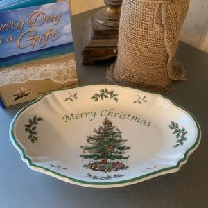 Spode, NEW NEVER USED, Christmas Tree pattern. 11 inch serving dish or platter.